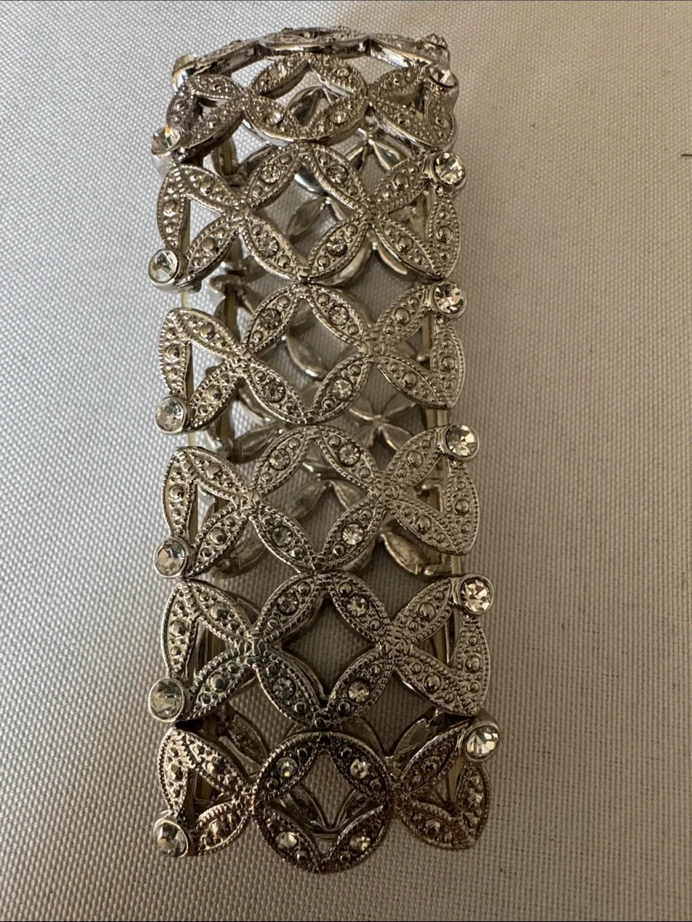Silver Tone Women's Lattice Bracelet - Elegant Silver Link Design